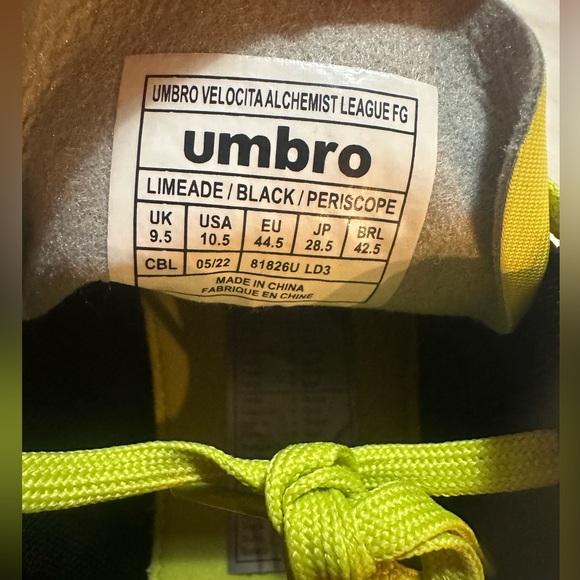 YELLOW UMBRO VELOCITA ALCHEMIST LEAGUE FG MEN'S SOCCER CLEATS - Picture 8 of 11